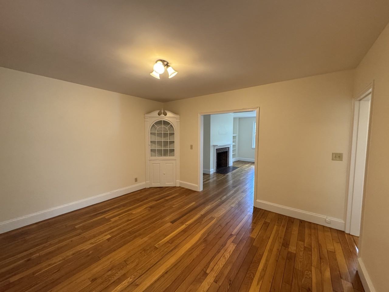 550 Belmont St #29 - Photo 7 of 29