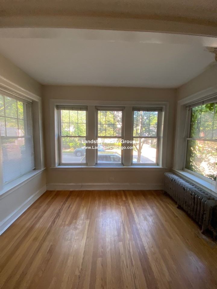 548 Sherman Ave #1 - Photo 3 of 16