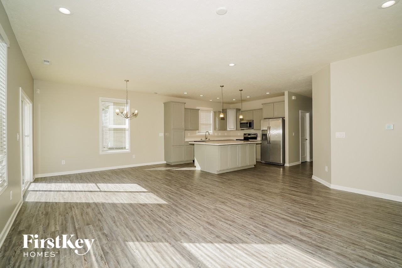 13390 N Carefree Ct - Photo 3 of 15