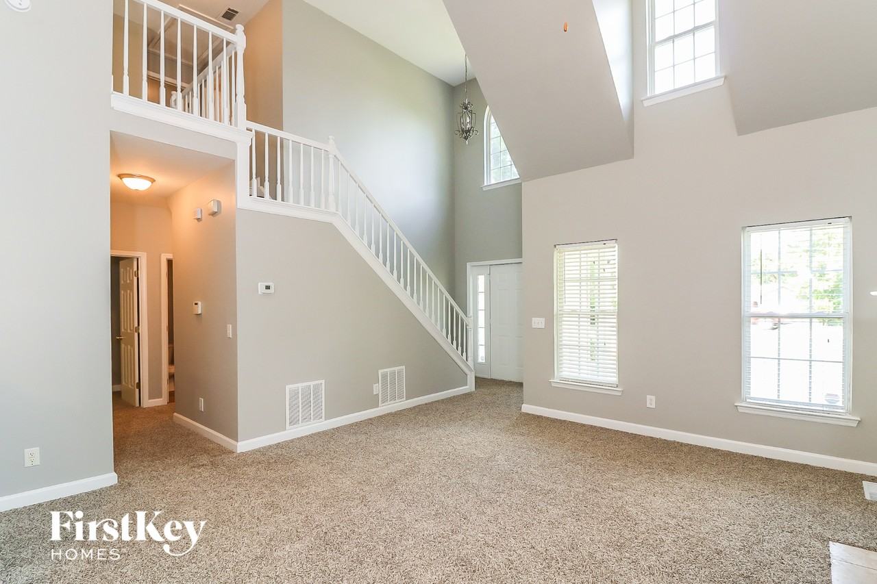 2630 Argo Dr Se - Photo 5 of 15