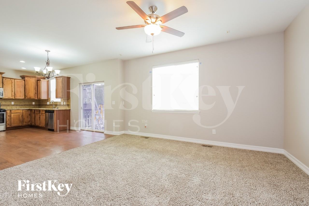 12742 E 105th Ave - Photo 4 of 15