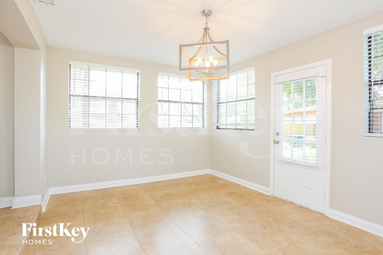 6641 Pine Summit Dr - Photo 5 of 15