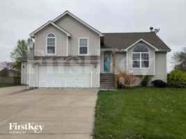 featured image of 904 Madelyn Dr
