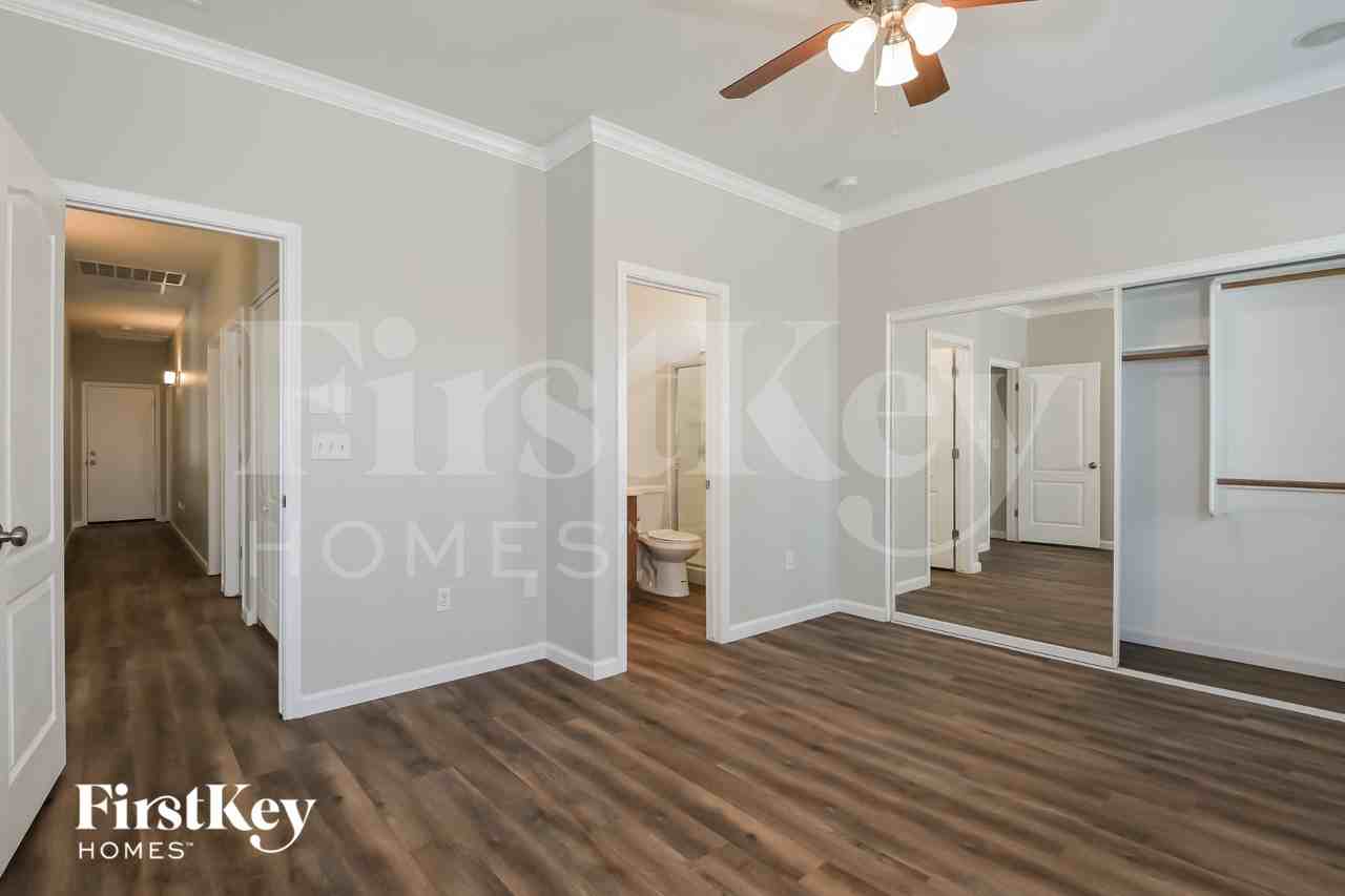 11366 W Massey Dr - Photo 6 of 15
