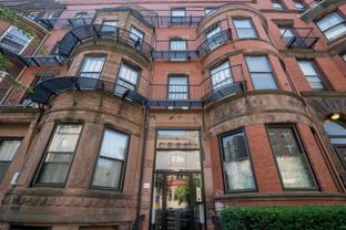 771 Beacon St Apt 529 #1 - Photo 1 of 1
