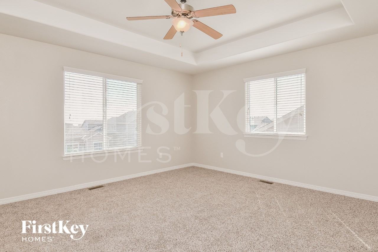 10255 Hidden Park Way - Photo 7 of 15