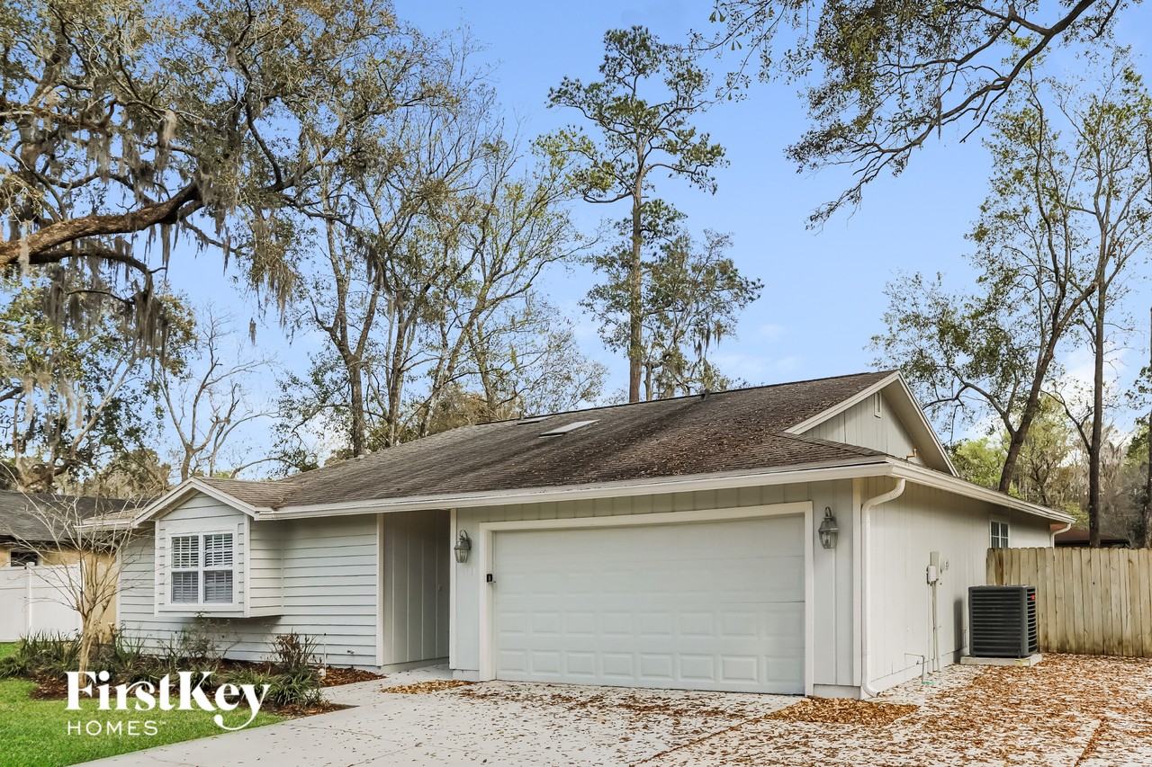 6181 Island Forest Dr - Photo 2 of 15