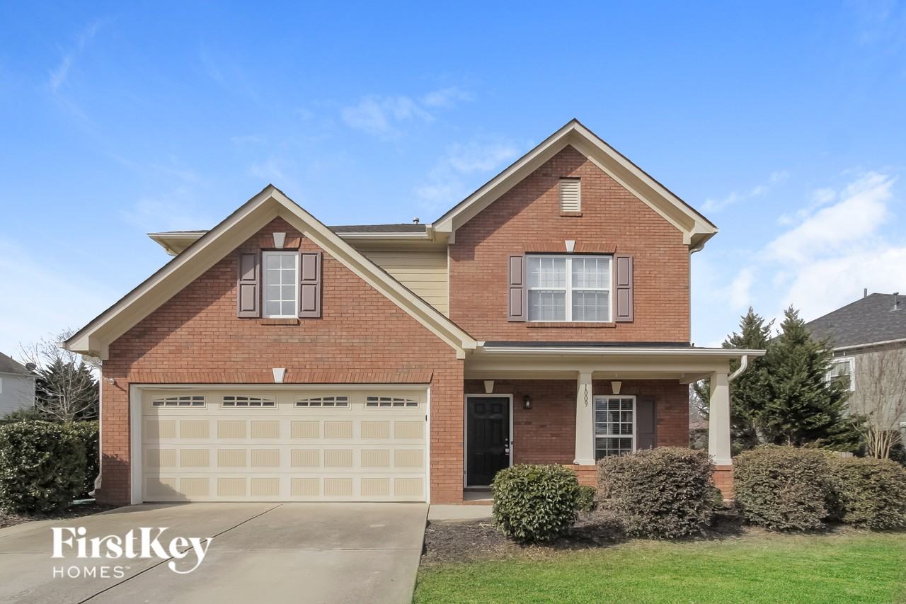 1009 Terrapin St