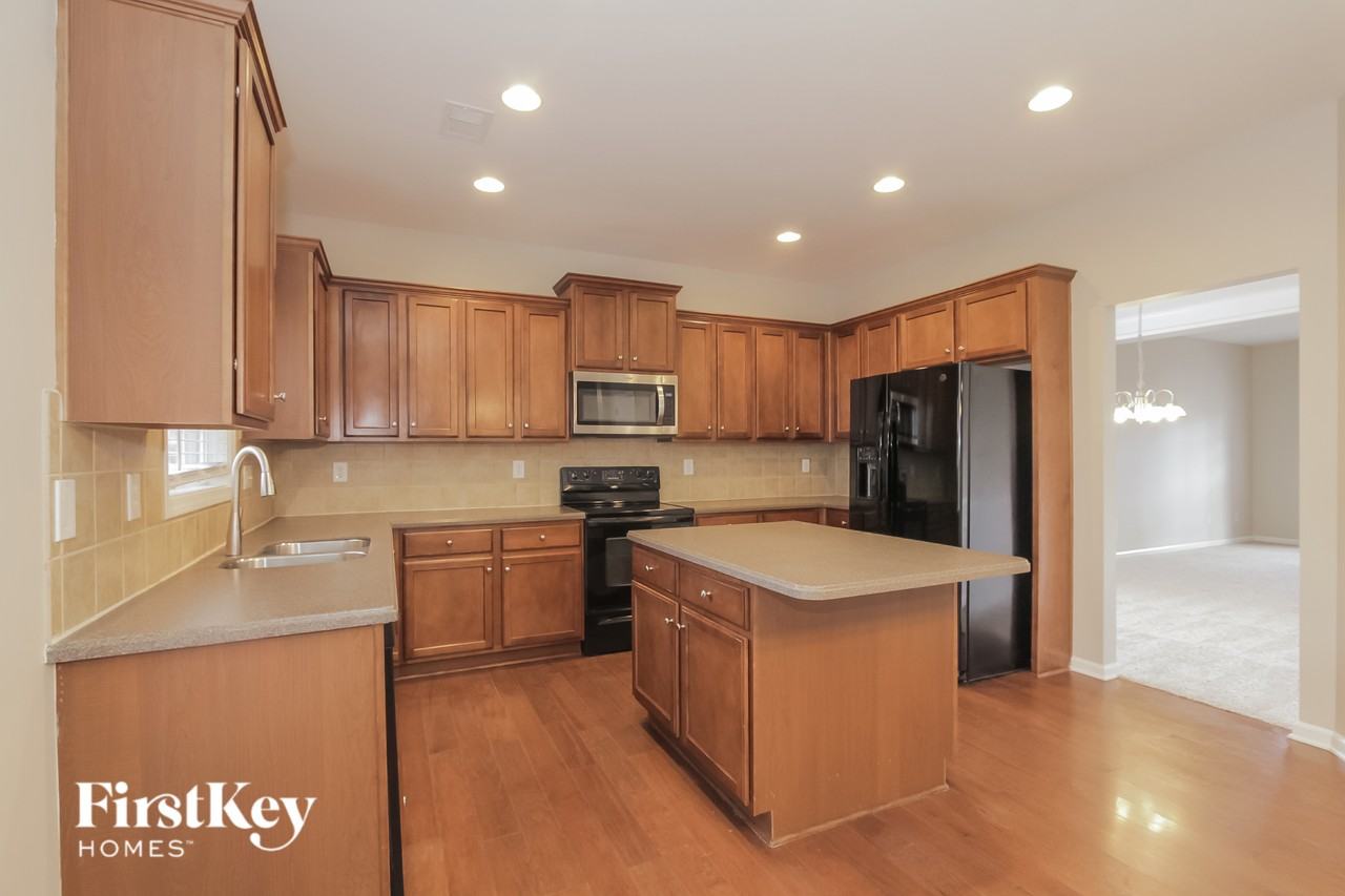 1009 Terrapin St - Photo 6 of 15