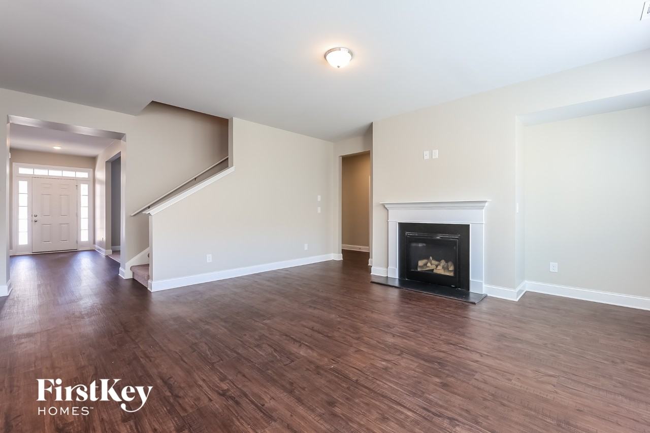451 Victoria Heights Dr - Photo 4 of 14