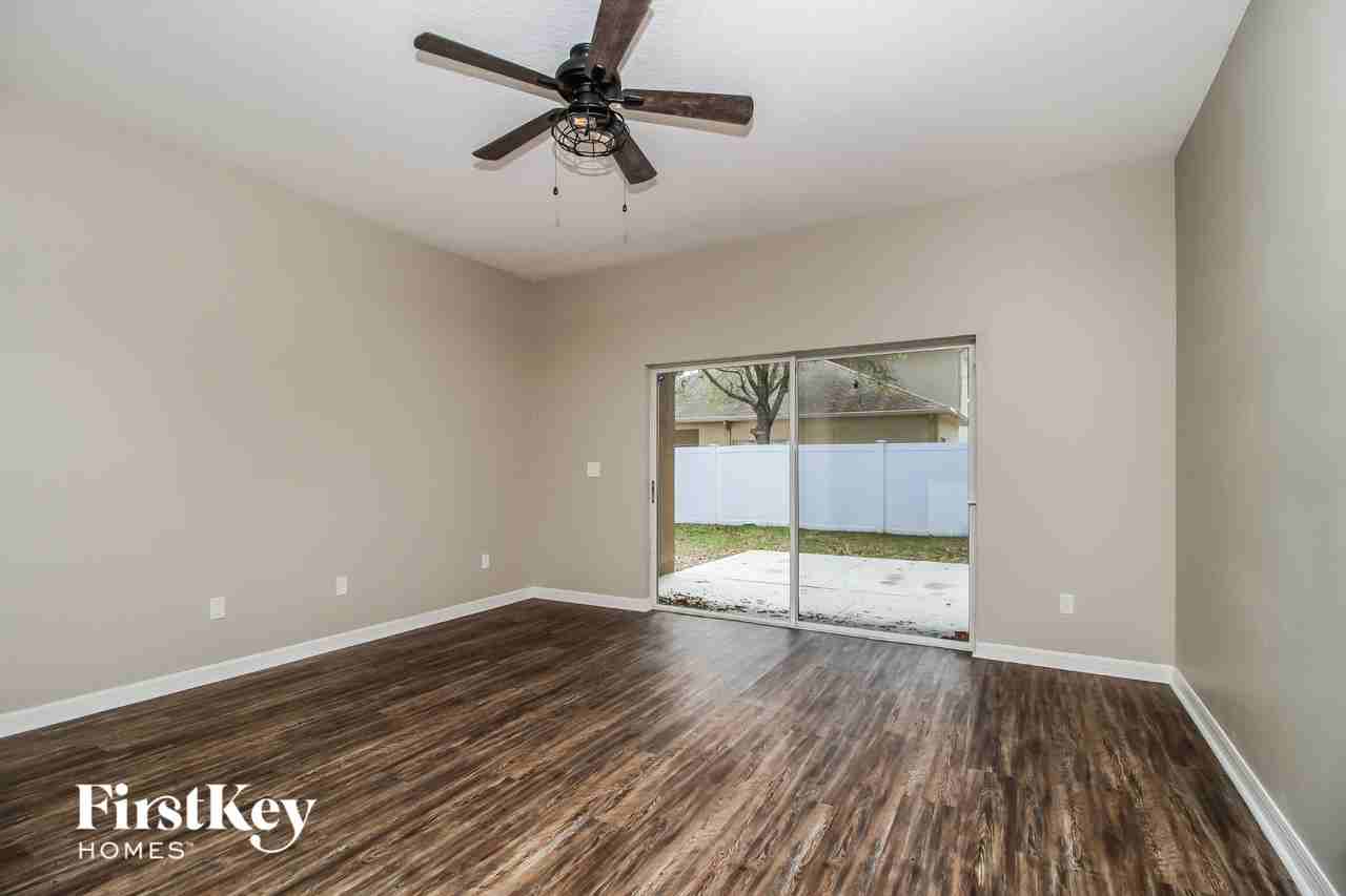 1354 Edison Tree Rd - Photo 3 of 15