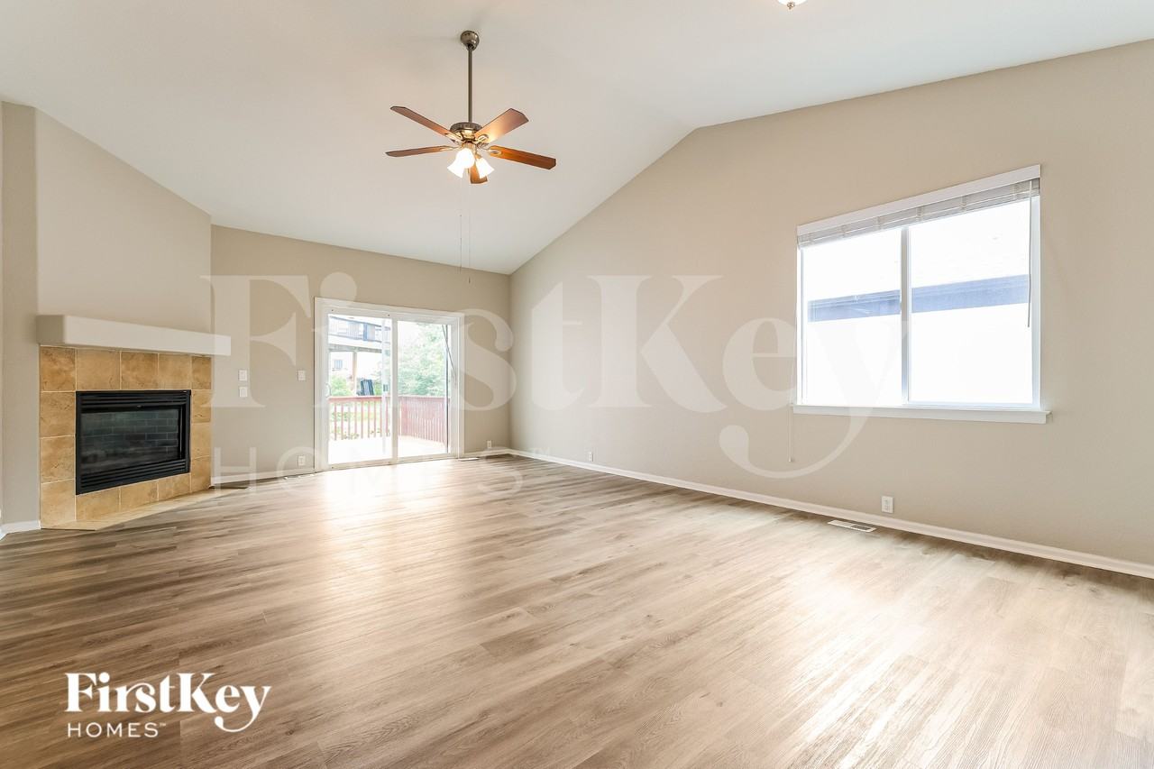 22640 E River Chase Way - Photo 3 of 19