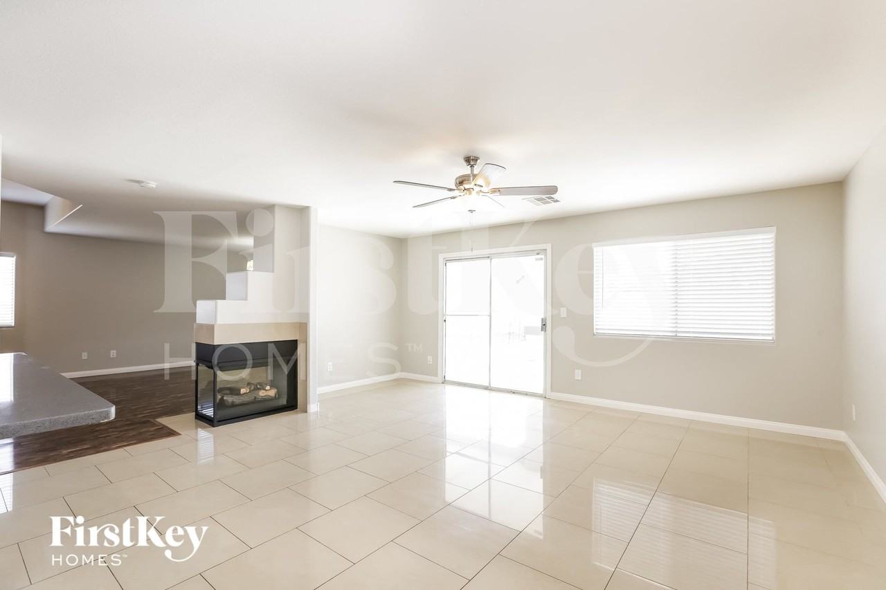 9501 Forest Lily Ct - Photo 6 of 15