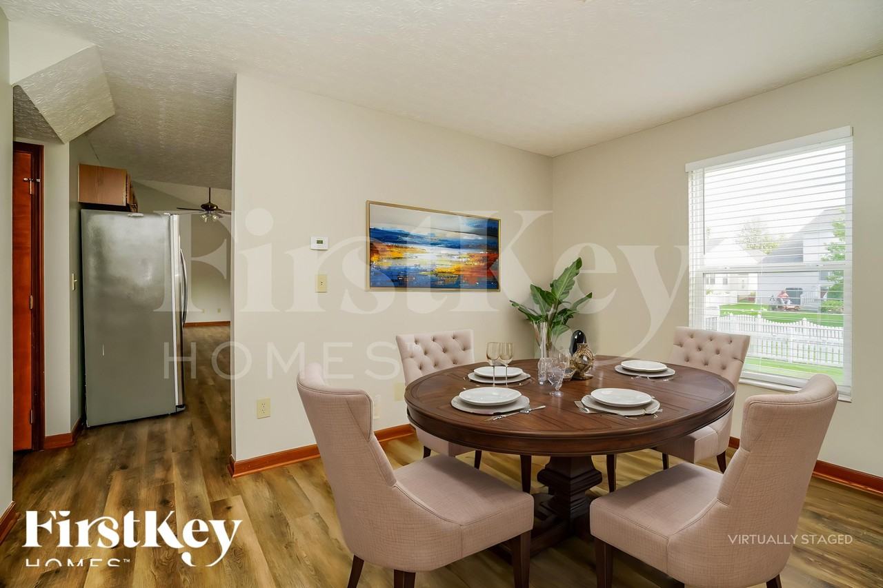 5546 Breshly Way - Photo 6 of 18