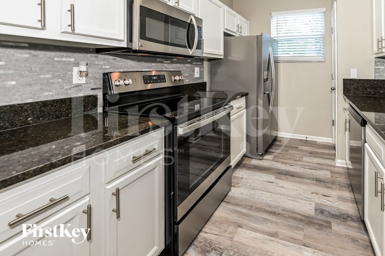 3207 Rosselle St - Photo 7 of 16