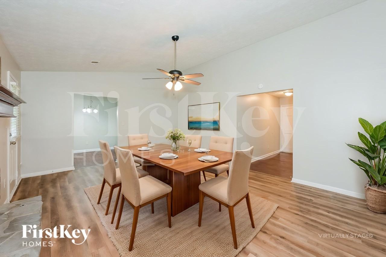 7460 Taylor Rd - Photo 6 of 19