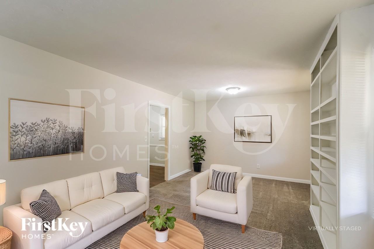 3966 Emerald North Dr - Photo 6 of 19