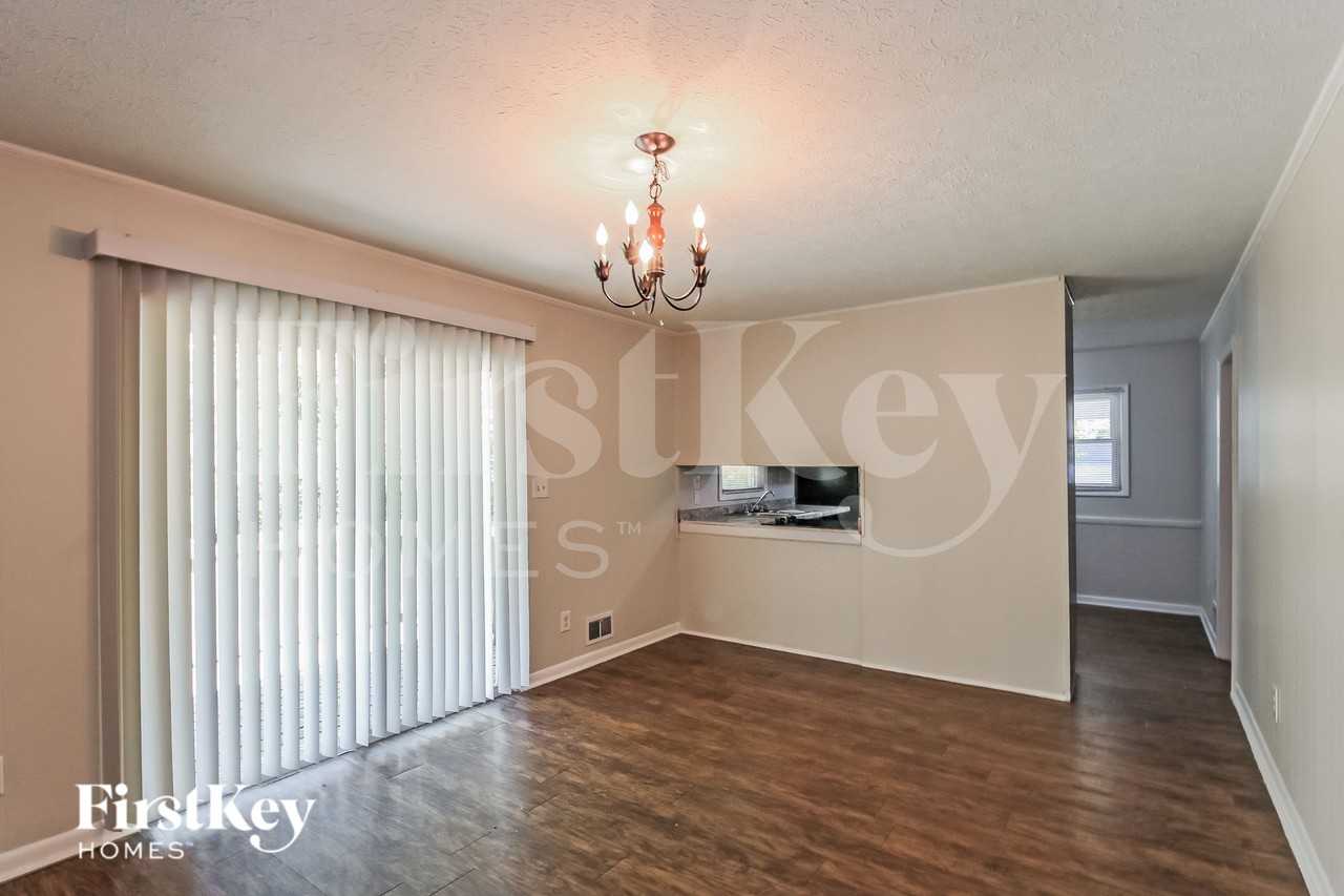 3966 Emerald North Dr - Photo 7 of 19