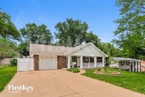 featured image of 305 Elmhurst Dr
