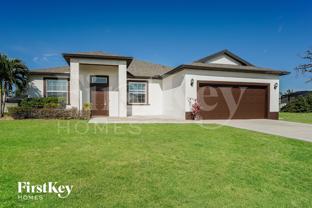 4116 Sw 16th Pl - Photo 1 of 1