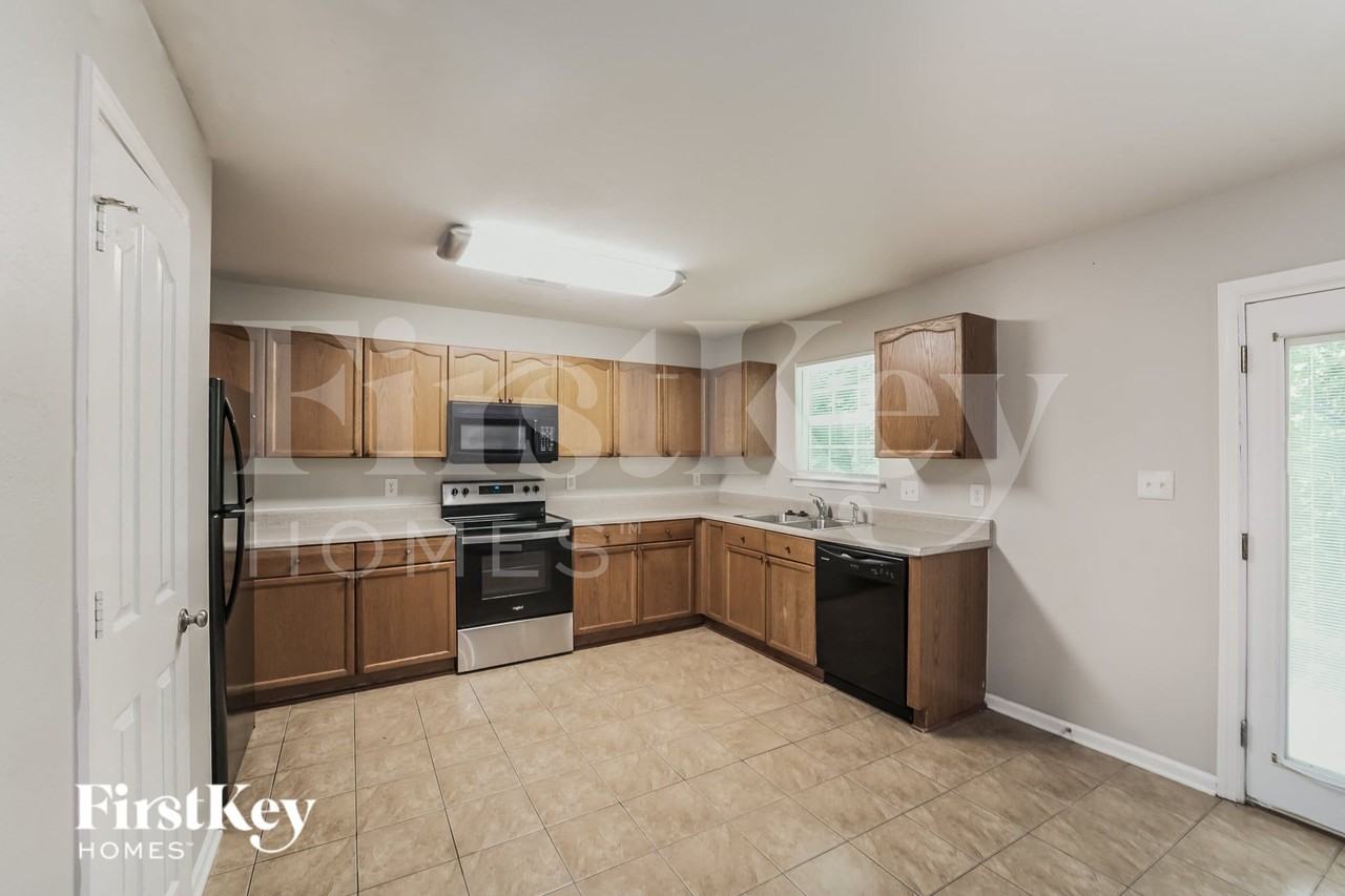 2553 Mulberry Pond Dr - Photo 4 of 16