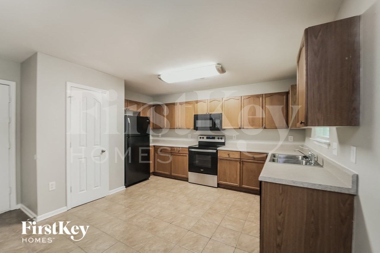 2553 Mulberry Pond Dr - Photo 5 of 16