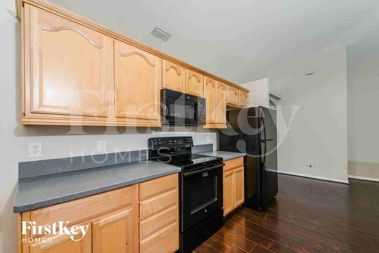 3596 Monfero Ave - Photo 6 of 16