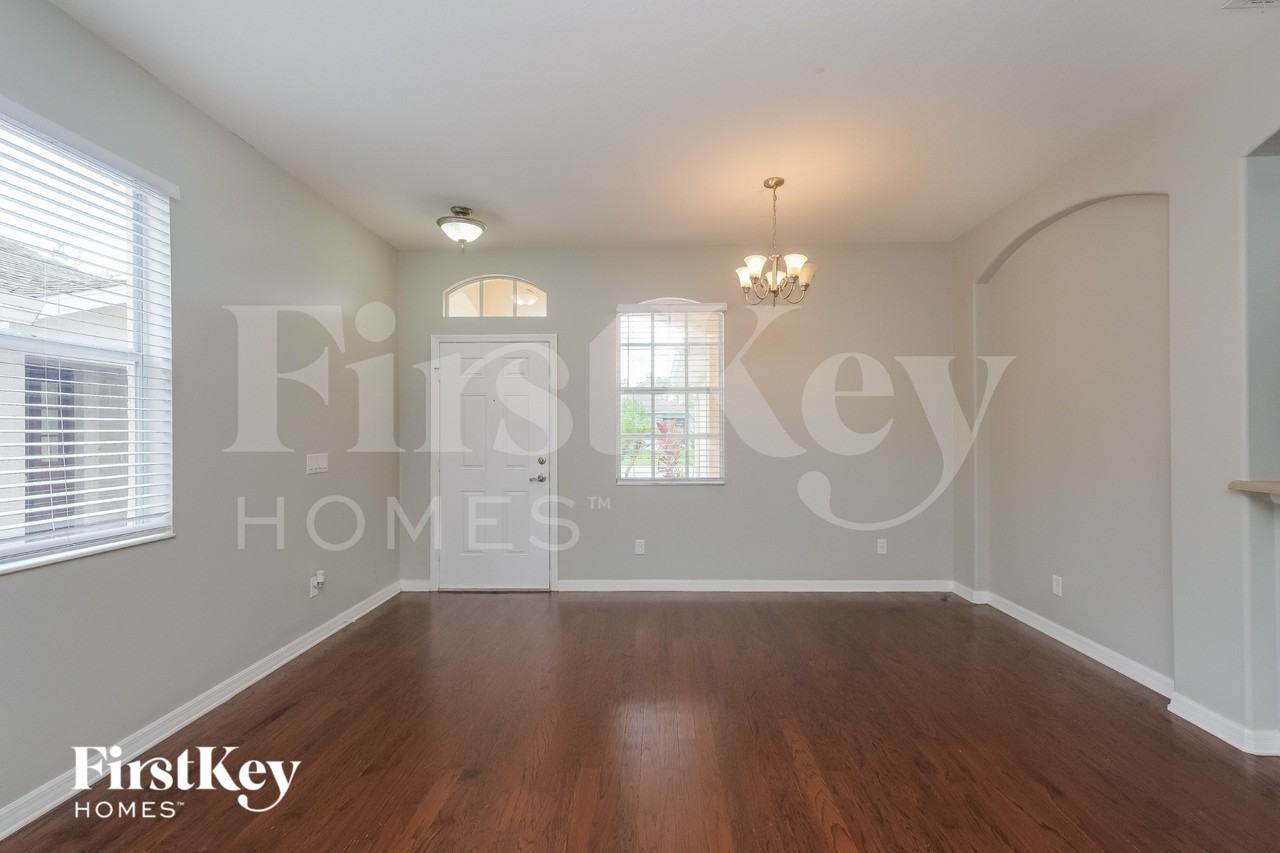 7847 Foxgrove Dr - Photo 2 of 16