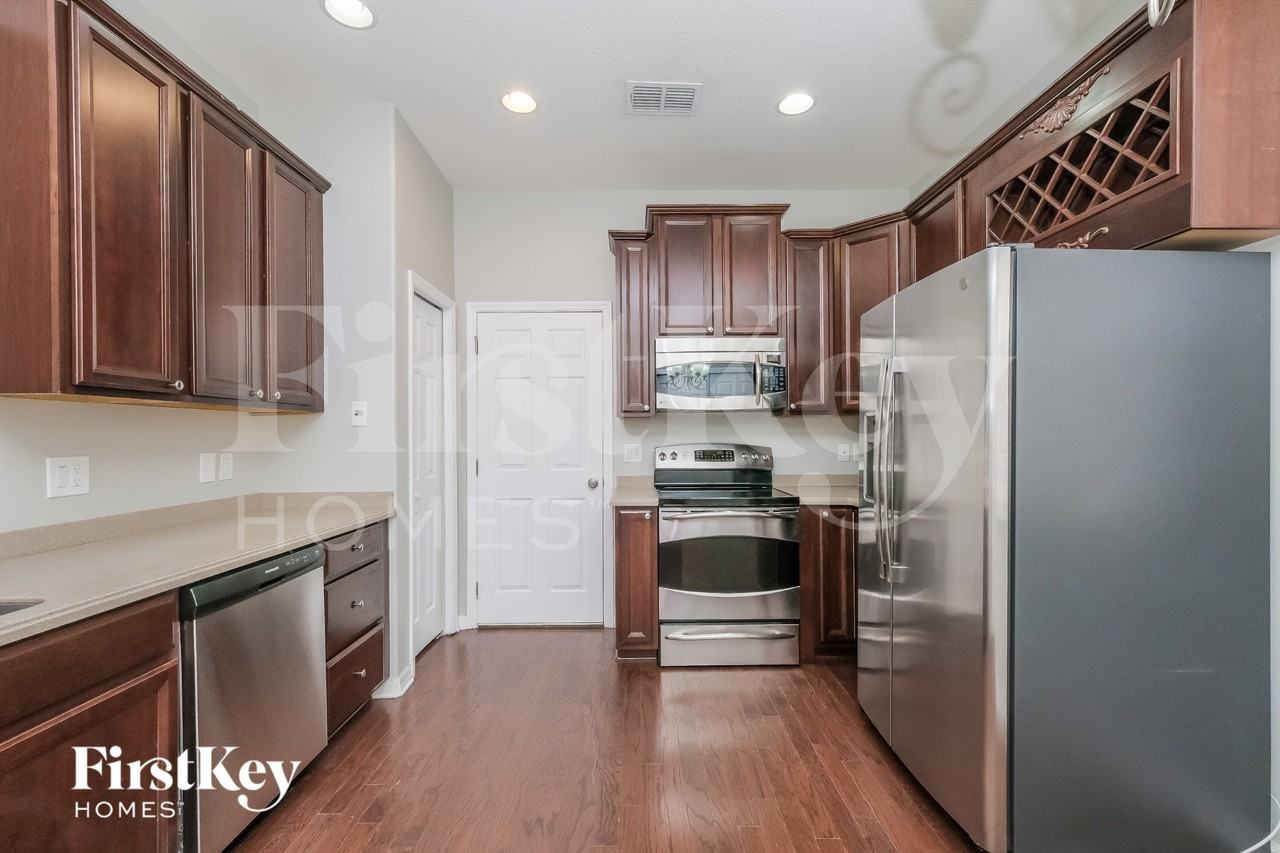 7847 Foxgrove Dr - Photo 6 of 16