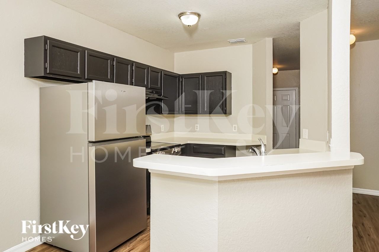 4743 Luther Ave - Photo 7 of 20