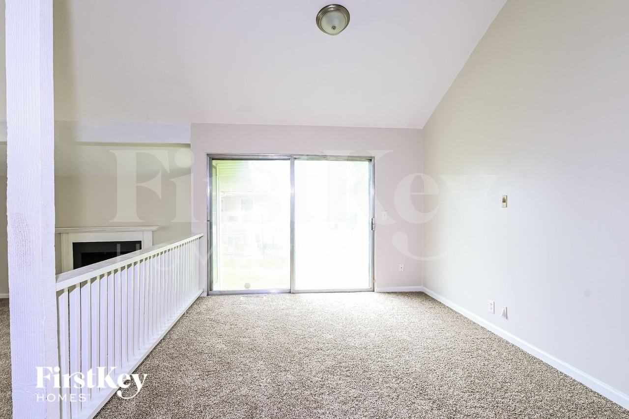 3710 Woodman Dr - Photo 6 of 19