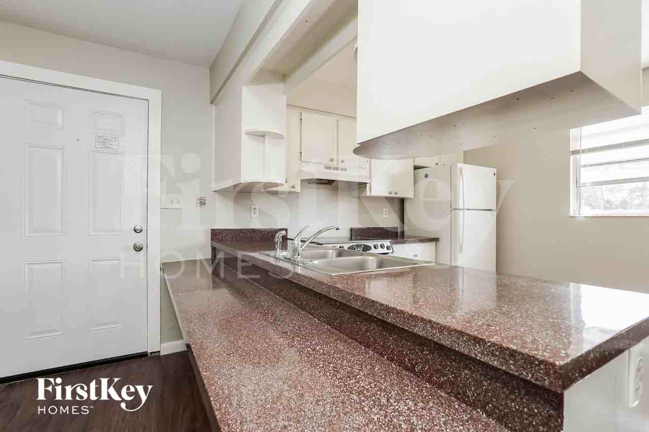 3532 Brink Cir - Photo 6 of 16