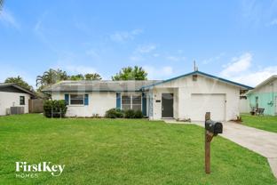 3109 22nd Ave W - Photo 1 of 1