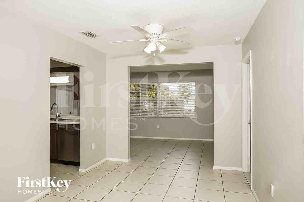3109 22nd Ave W - Photo 6 of 19