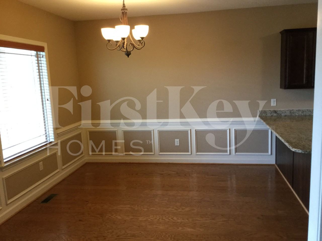 293 Majestic Oak Dr - Photo 4 of 13