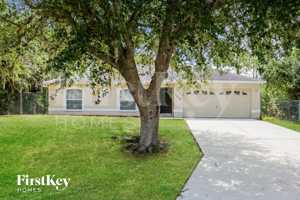 featured image of 2476 Parrot St