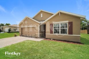 220 Se 14th Ter - Photo 1 of 1