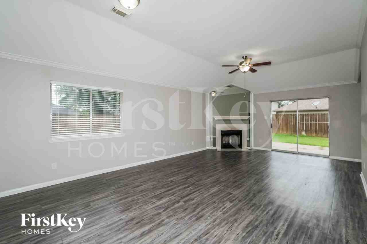 19442 Elmtree Estates Dr - Photo 3 of 19