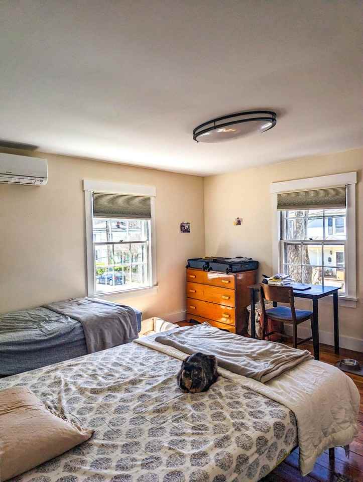 128 Goodman St #B - Photo 2 of 12