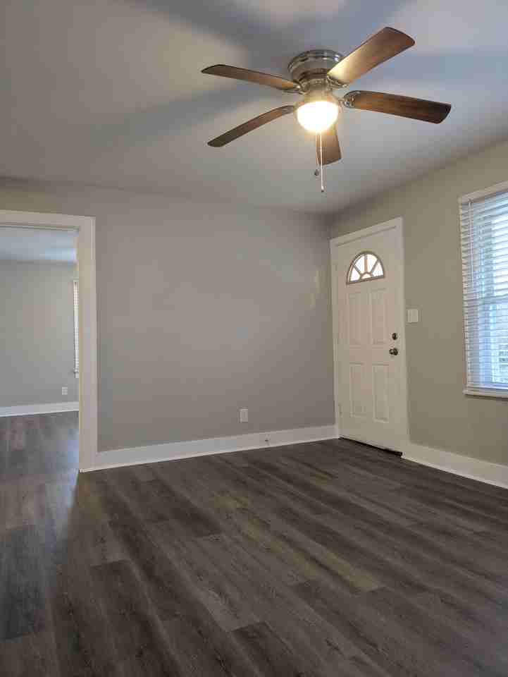 2708 Scottish Pike - Photo 3 of 17