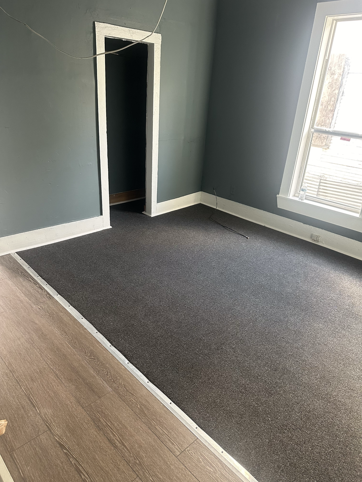 1524 W 59th St - Photo 5 of 5