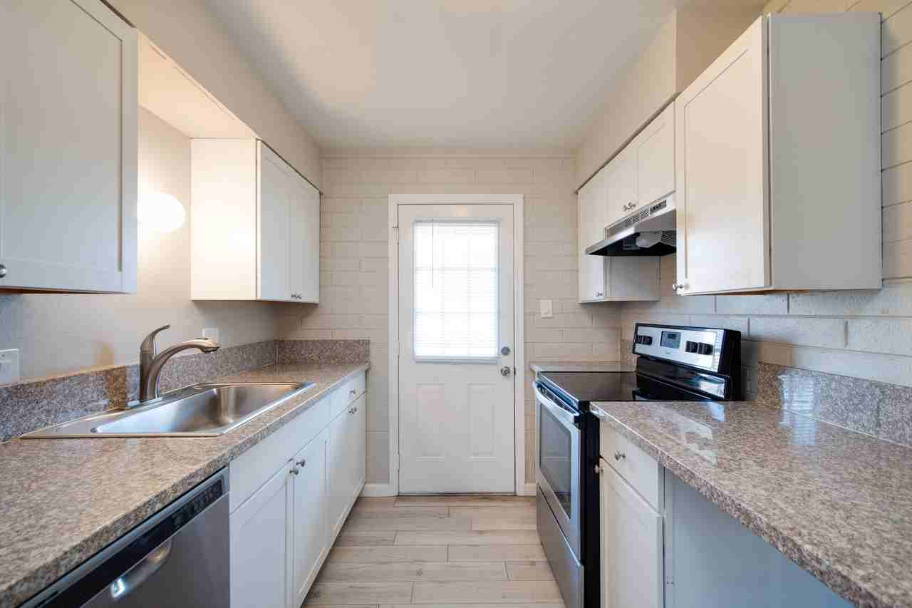 933 S Farmer Ave #939-2 - Photo 2 of 18