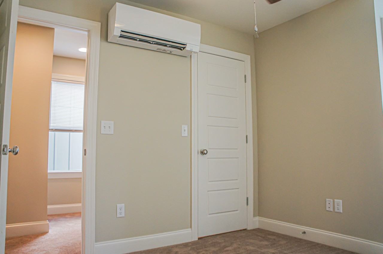 913 E Martin Luther King Blvd #937 - Photo 5 of 14