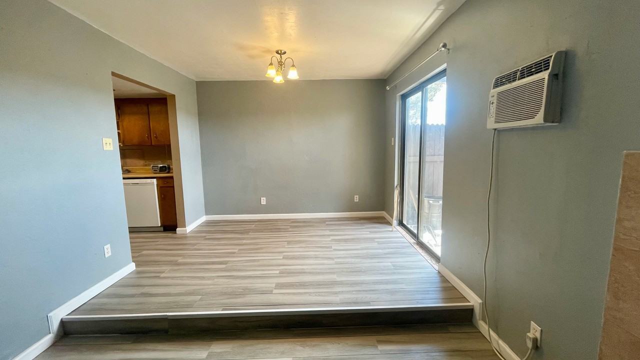 301 Trail Ridge Rd #1 - Photo 3 of 11