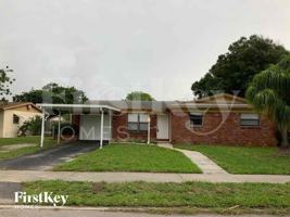 featured image of 1302 Crest Dr
