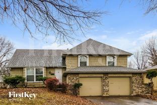 11943 Manchester Ave - Photo 1 of 1