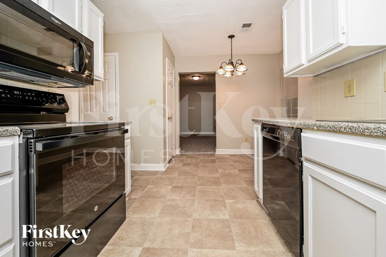 1147 Orr Rd - Photo 5 of 16