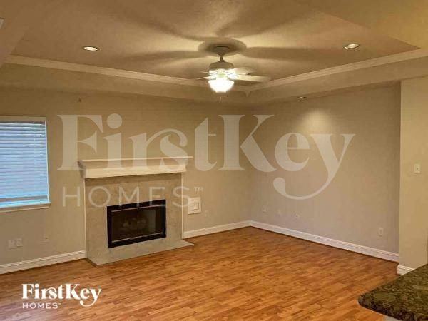 112 Golfview Dr - Photo 3 of 12