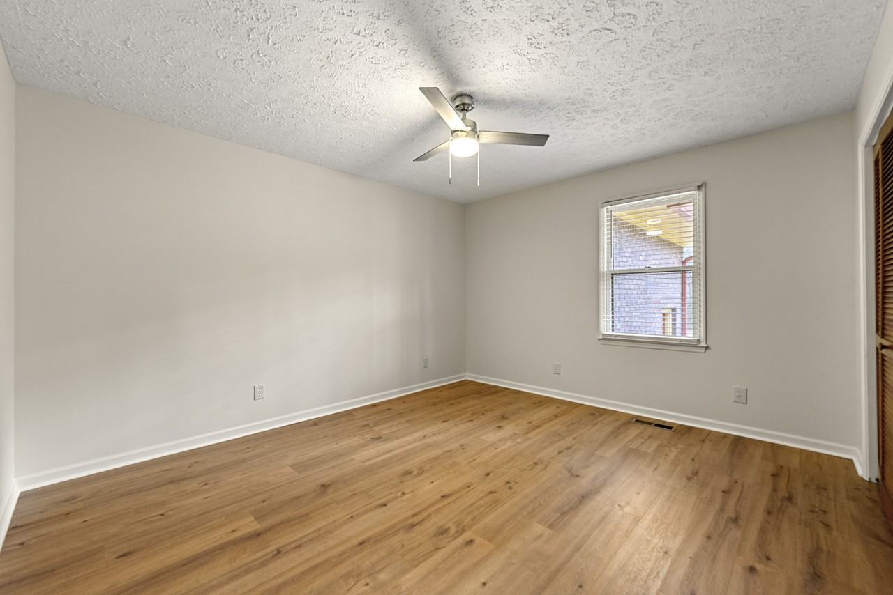 131 Mcwhirter Pl - Photo 6 of 15