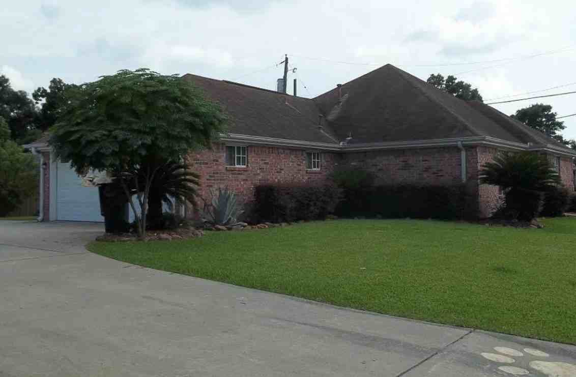 311 Nederland Ave - Photo 3 of 18